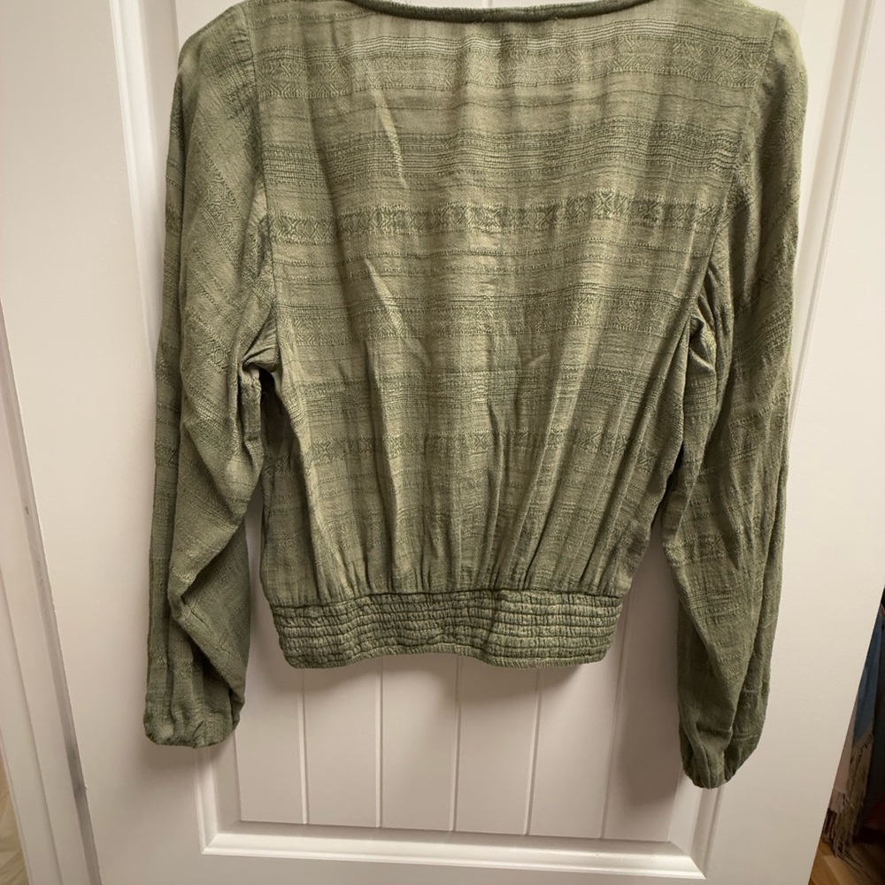 American Eagle Army Green Blouse Size XS EUC - Picture 3 of 4